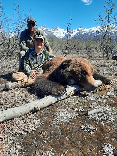 Compass West Outfitters — Alaska brown bear hunt