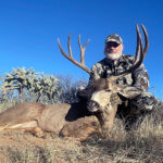 hunting-for-mule-deer-in-sonora-Mexico