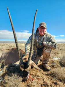 off-range-guided-oryx-hunting